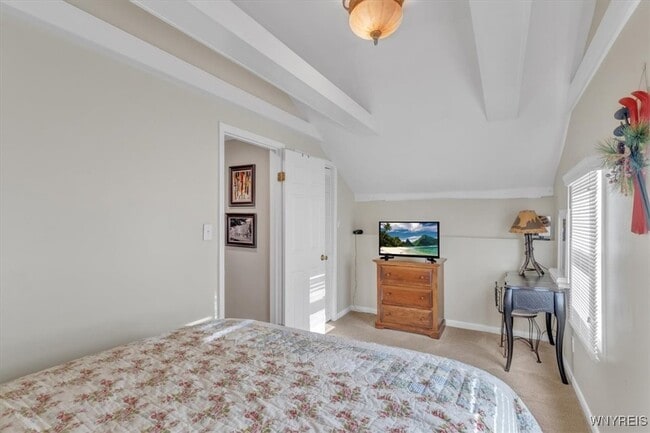 Building Photo - 29 Monroe St