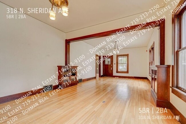 Building Photo - 318 N Sheridan Ave