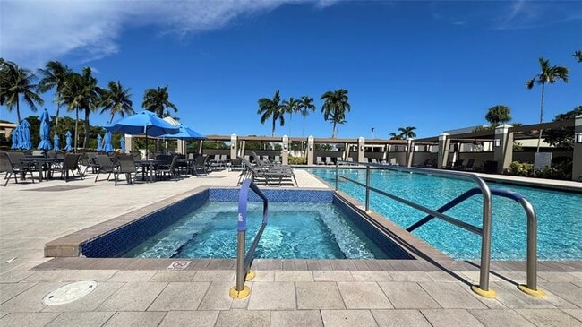 Building Photo - 1805 Eleuthera Point