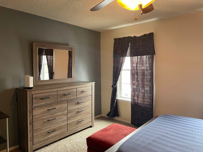 Building Photo - 2987 W 81st Ave