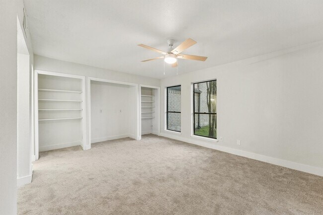Building Photo - 18118 Lakeside Ln