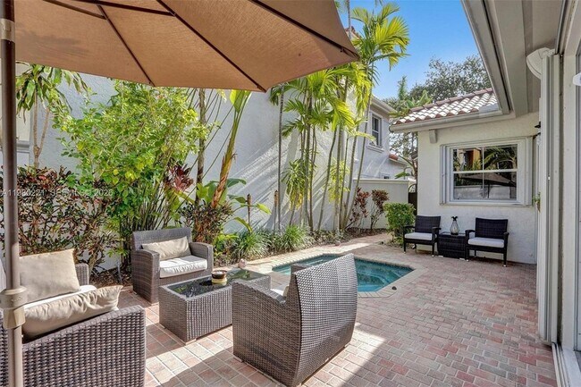 Building Photo - 1529 Shoreline Way