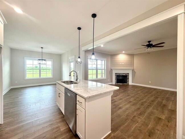 Building Photo - 5363 Crocus Dr