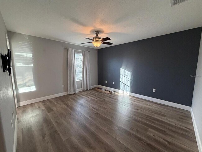 Building Photo - 5637 Water Rose Rd