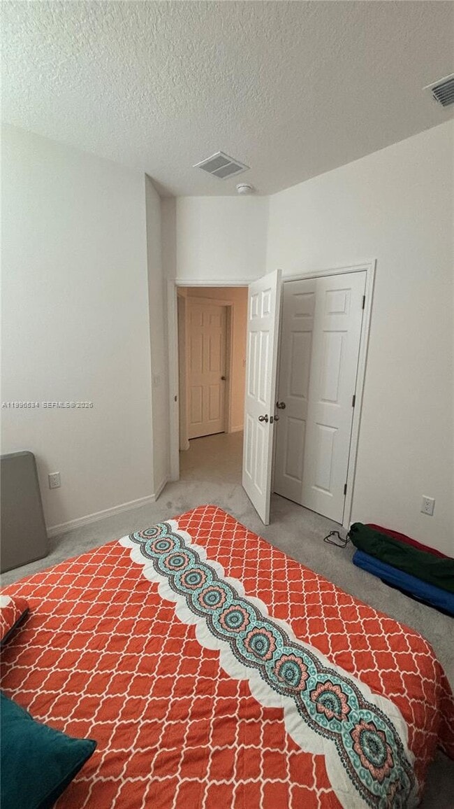 Building Photo - 219 Bottle Brush Dr