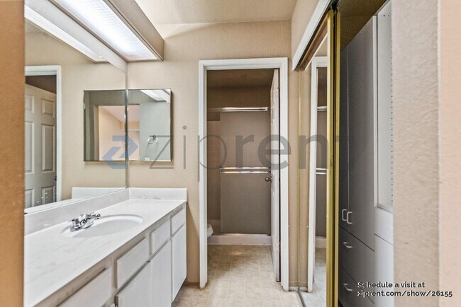 Building Photo - 6125 Linford Terrace