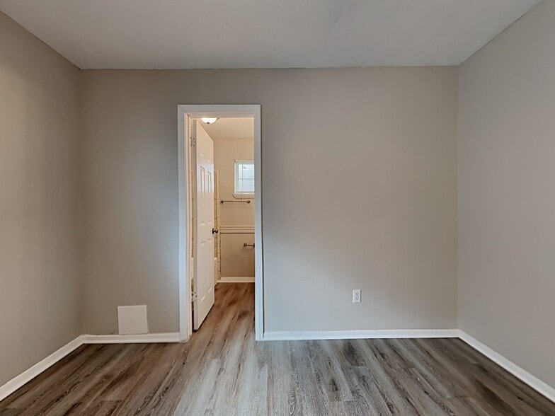 Building Photo - 15914 Ridgeroe Ln