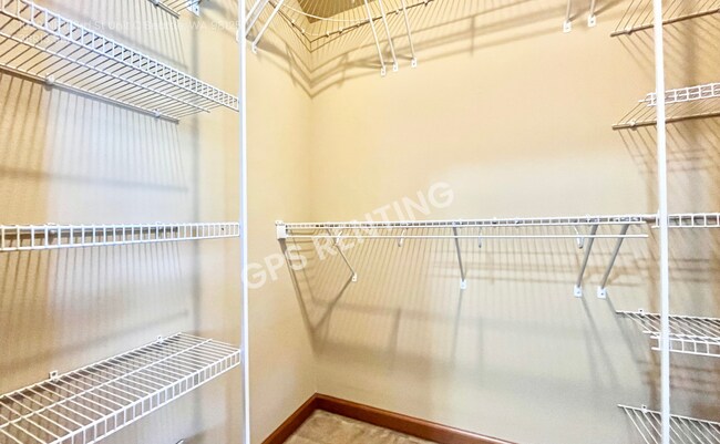 Building Photo - 1029 NE 123rd St