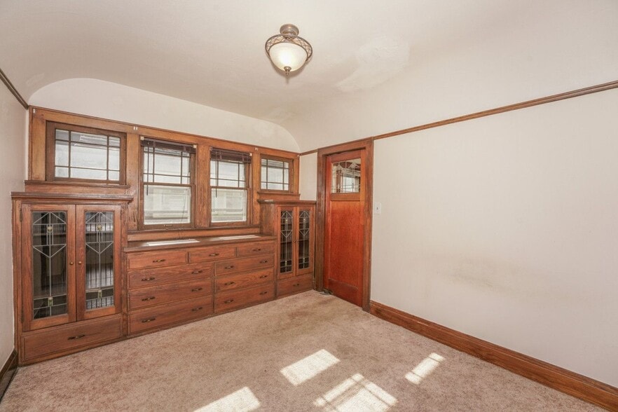 Building Photo - 2975 N 58th St