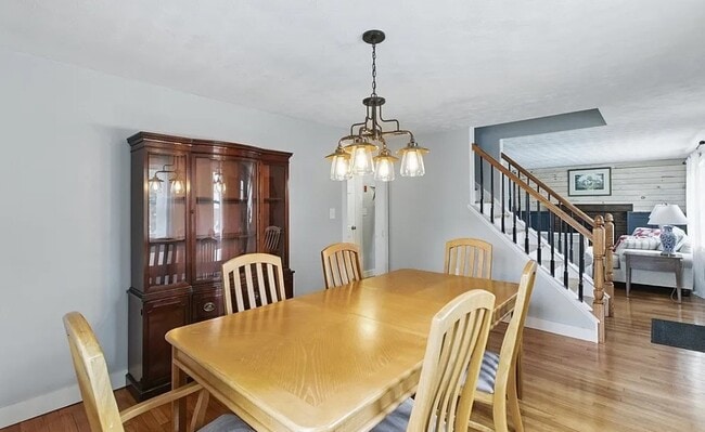 Building Photo - 332 Treble Cove Rd