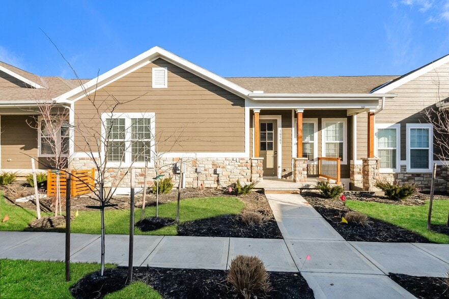 Building Photo - 16157-16165 Fontana St