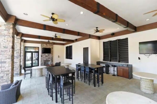 Building Photo - 4353 Acorn Ct