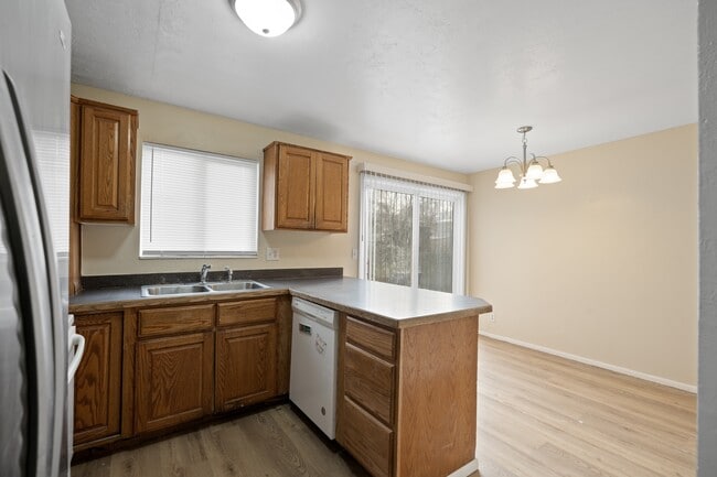 Building Photo - 3661 S 6830 W