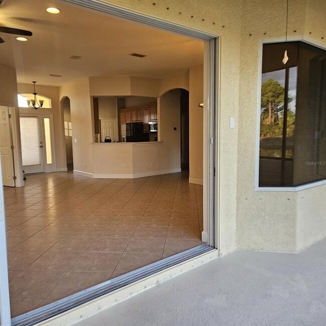 Building Photo - 11375 Dancing River Dr