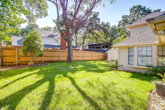 Building Photo - Perfect Location- Grapevine  3 Bed, 2 Bath...