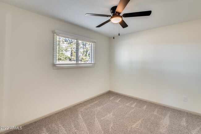 Building Photo - 4402 W El Camino Dr