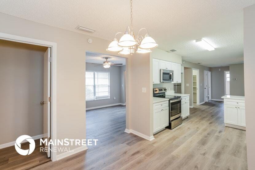 Building Photo - 3151 Valley High Dr
