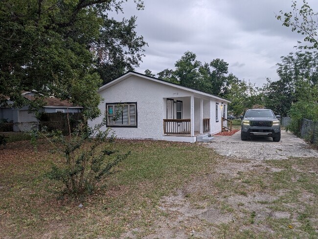 Primary Photo - 3416 Phillips St