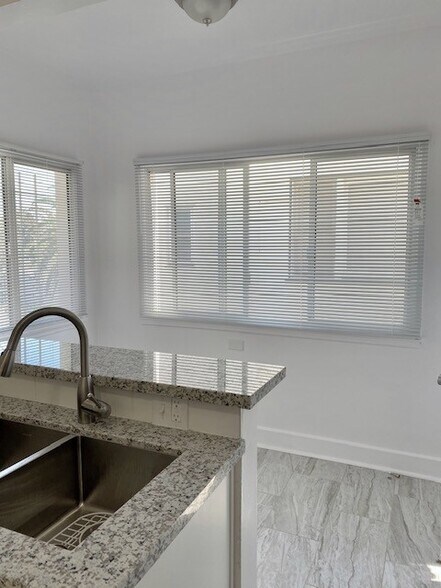 Building Photo - 3527 Georgia St