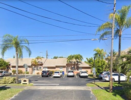 Building Photo - 219 SE 8th St