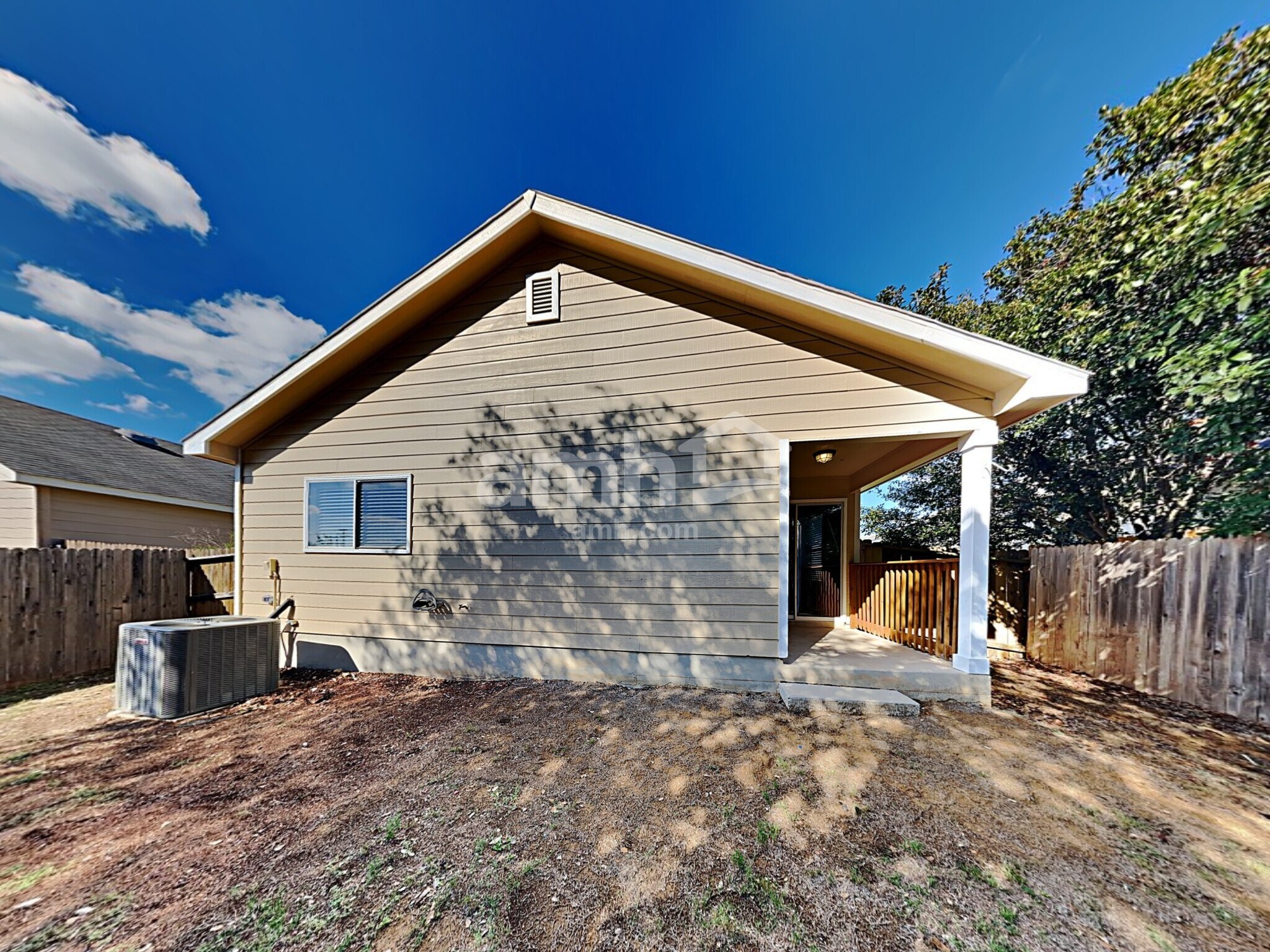 Building Photo - 3530 Lantana Falls