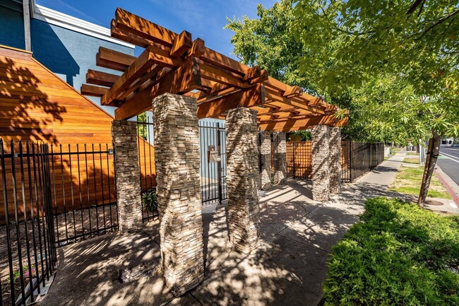 Exterior - Californian Villas