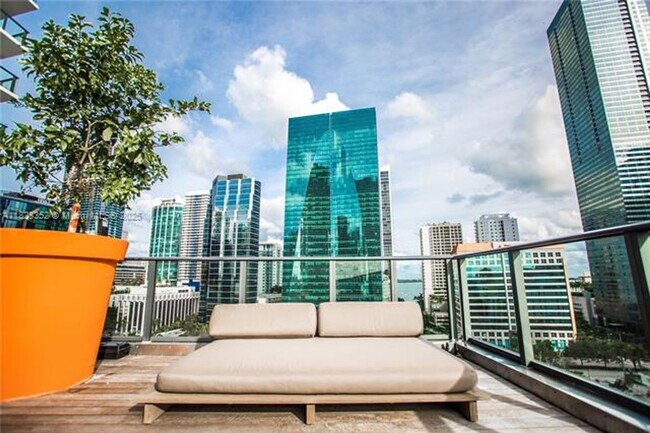 Building Photo - 1300 S Miami Ave