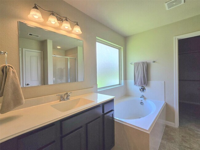 Building Photo - 12525 Canyon Hill Drive