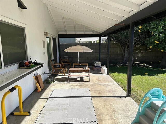 Building Photo - 6832 Loyola Dr