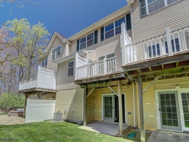 Building Photo - 44 Lamerson Cir