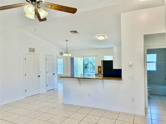 Building Photo - 225 Santa Fe St