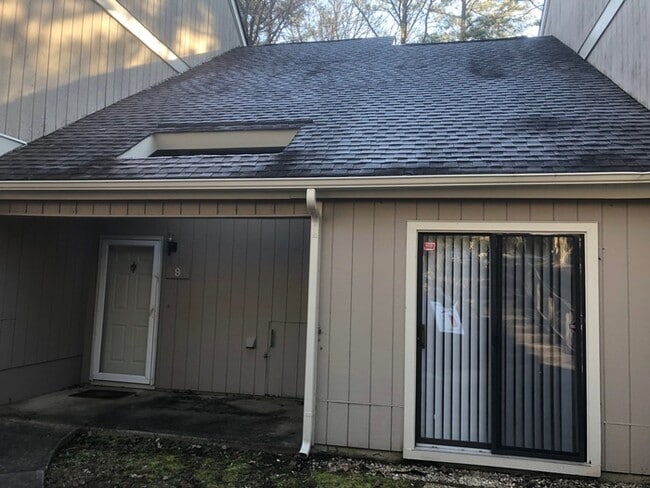 Primary Photo - 4101-9 Five Oaks Drive, Durham, NC 27707