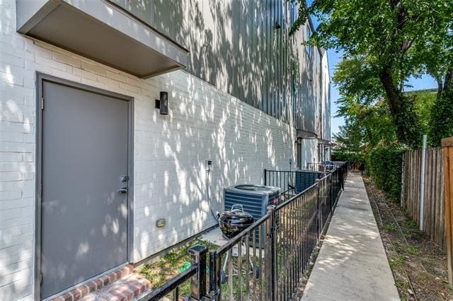 Building Photo - 5515 Bryan Pkwy