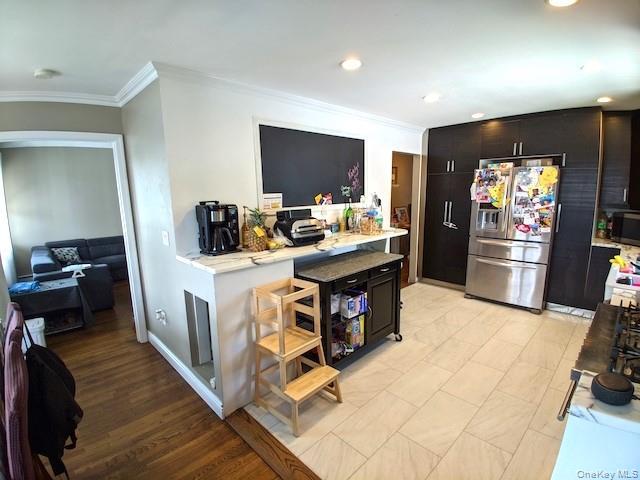 Building Photo - 469 E Park Ave