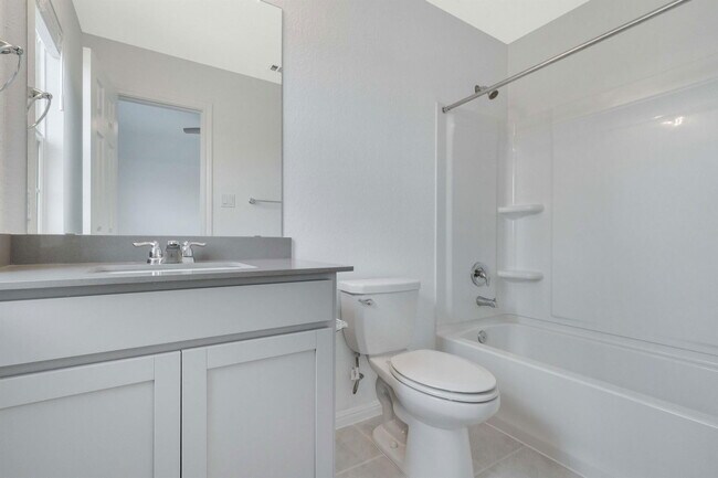 Building Photo - 17629 Shafer Dr