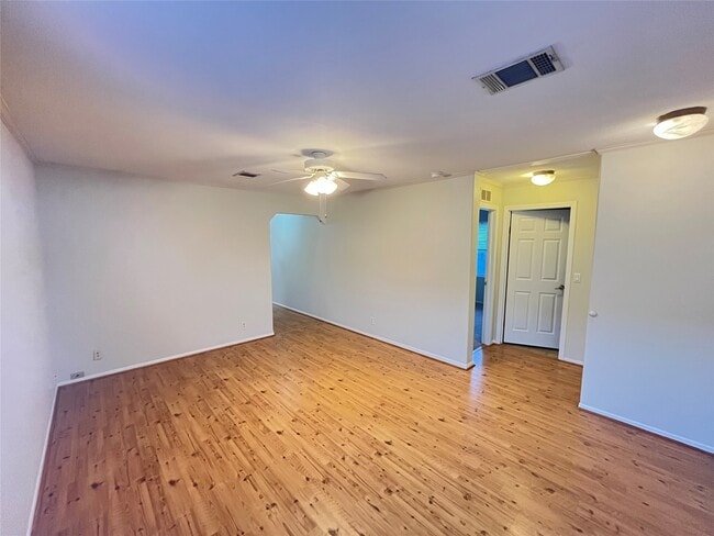 Building Photo - 10214 Berrybriar Ln