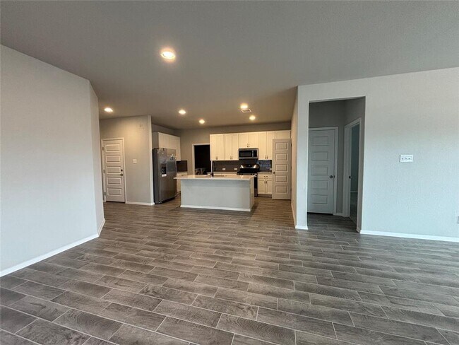 Building Photo - 11616 Comano Dr