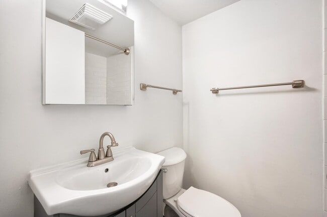 Floorplan - 5726 N. Winthrop