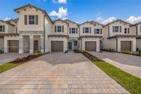 Building Photo - 2751 SE 25th Ave