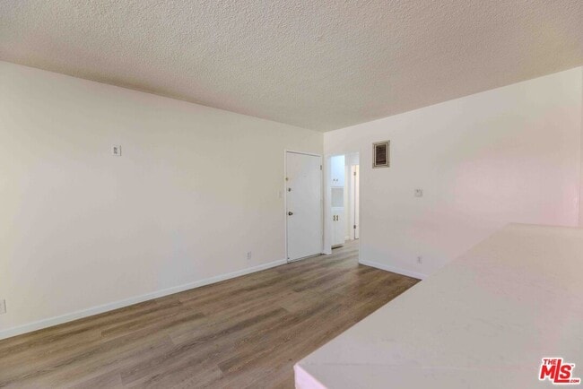 Building Photo - 1426 Orange Grove Ave