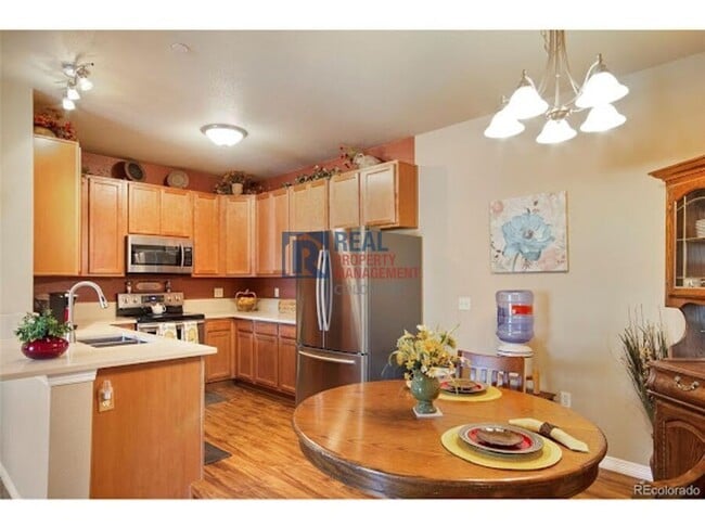 Building Photo - 7222 S Blackhawk St