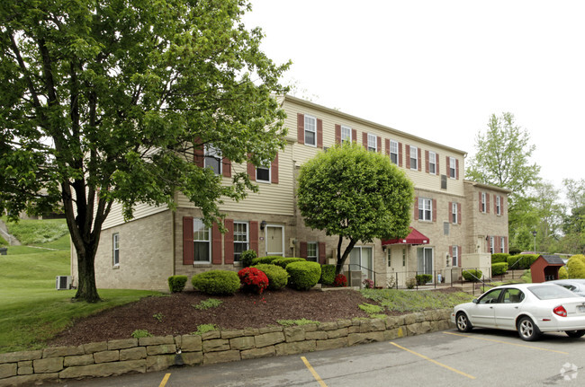 Building Photo - Bellwood Manor Apartments