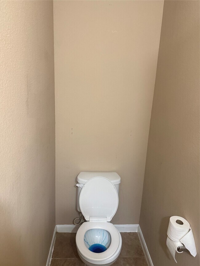 Building Photo - 15326 Trinity Meadow Dr