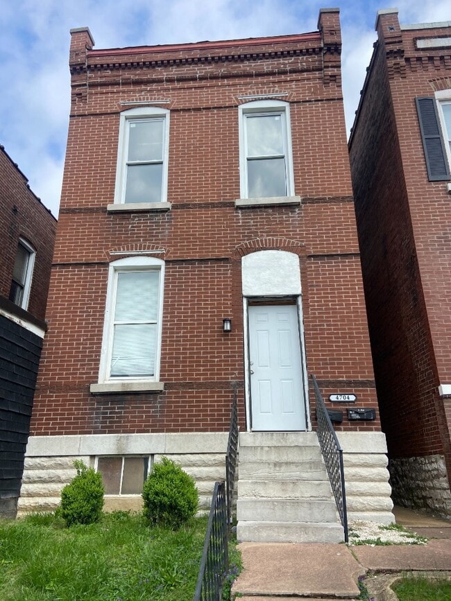Building Photo - 4704 Michigan Ave