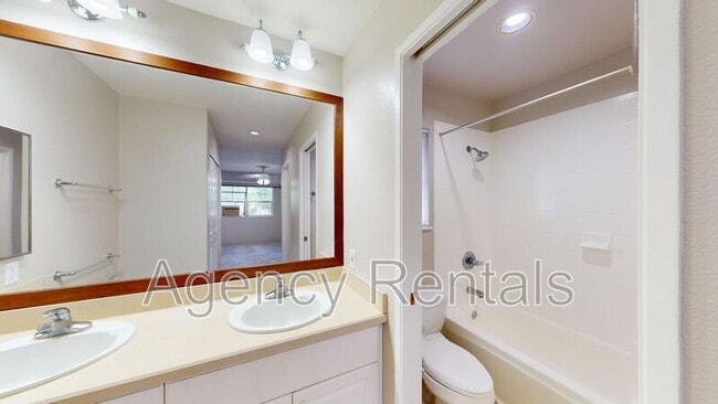 Building Photo - 91-1119 Lanakoi Street