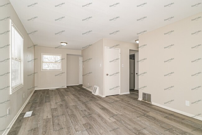 Building Photo - 10312 Galloway Dr