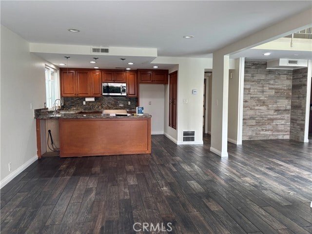 Building Photo - 11915 Bingham St