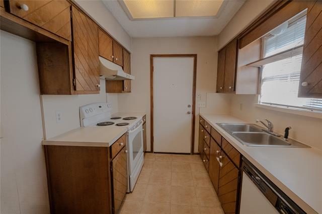Building Photo - 503 N Walnut Creek Dr