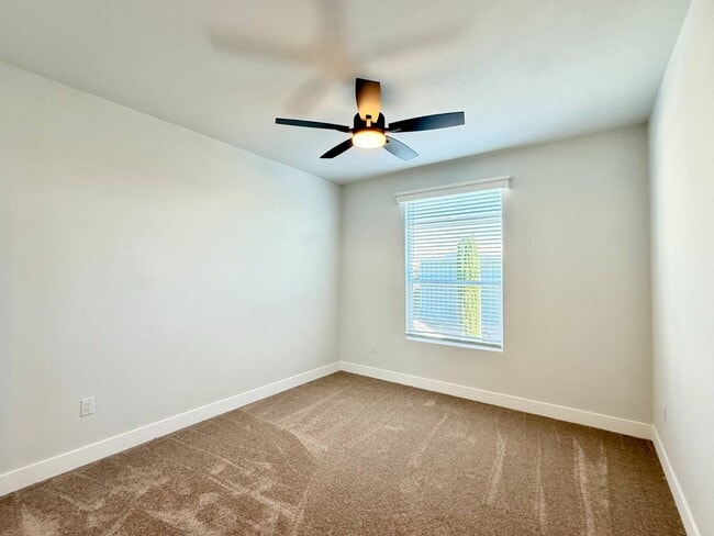 Building Photo - 11 Palm Via