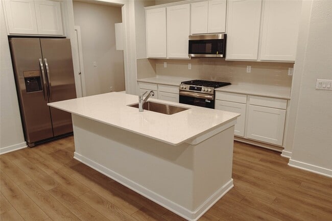 Building Photo - 8538 Blueberry Ash St